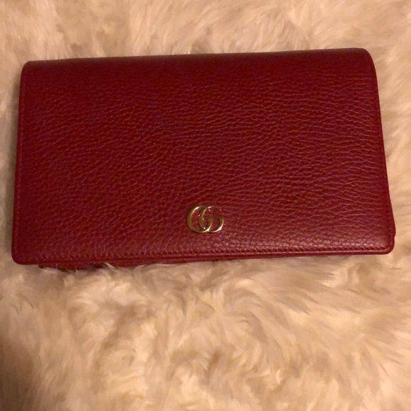 Gucci Handbags - GUCCI Marmont leather mini chain bag